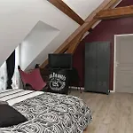 Les Colombines Couette-café Hombleux