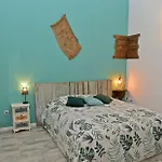 Les Colombines Couette-café Hombleux