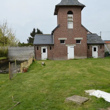 Les Colombines Couette-café 3*