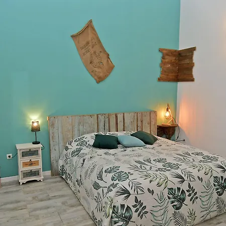 Les Colombines Bed and Breakfast Hombleux