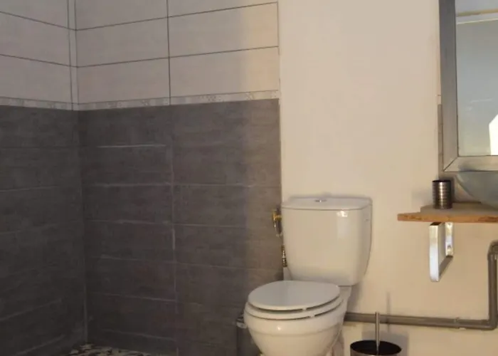 Couette-café Les Colombines 3*