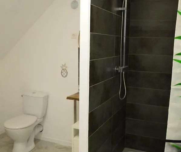 Les Colombines Couette-café Hombleux